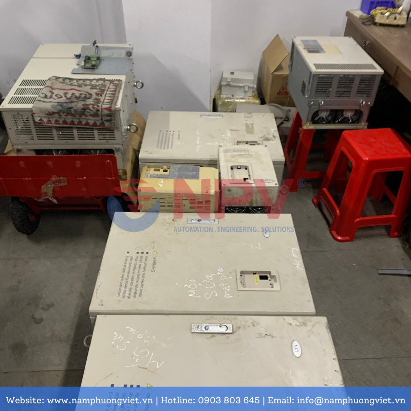 Tiếp nhận để thực hiện sửa chữa biến tần