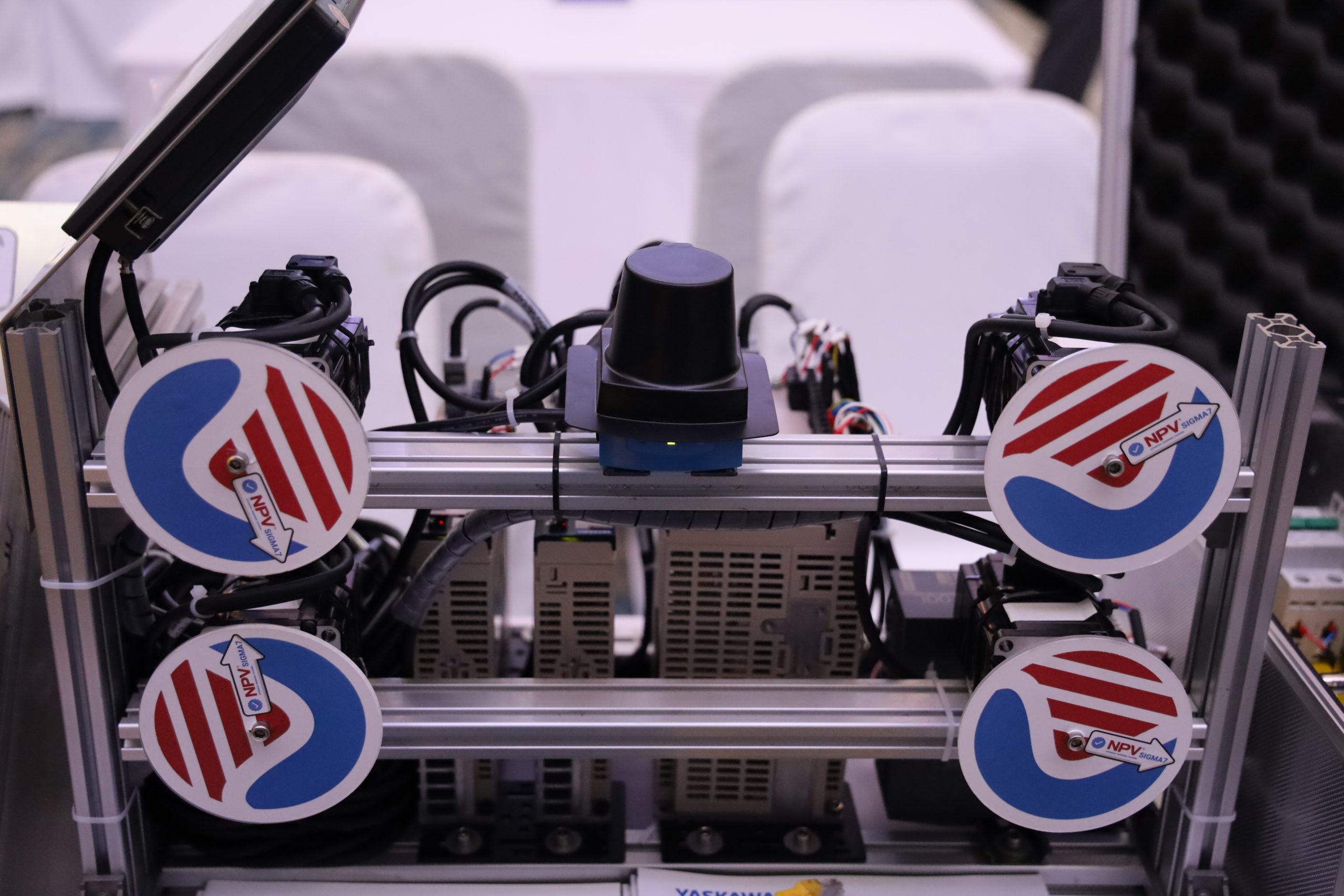 Motion Control Yaskawa kết hợp cảm biến LiDAR SICK